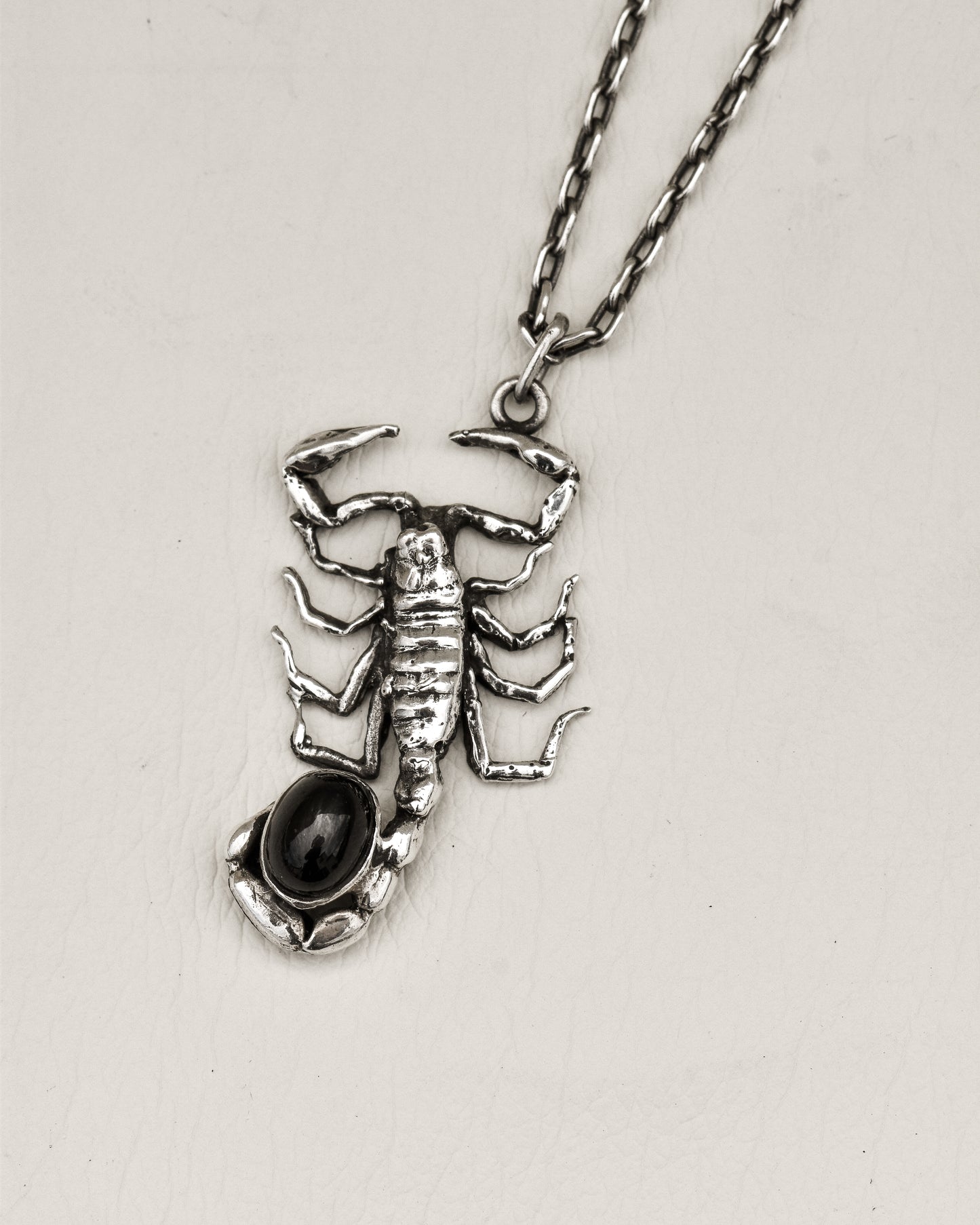 The Small Poison Sting Necklace